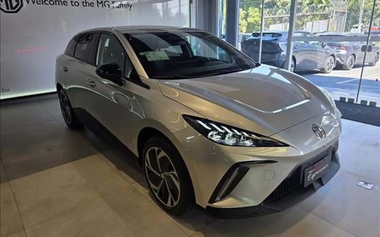 MG 4 64 KW ELÉTRICO LUXURY — foto 1 de 18