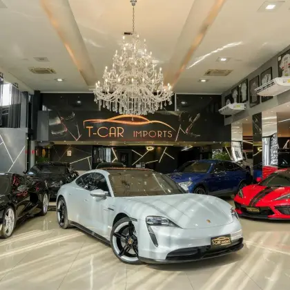 PORSCHE TAYCAN ELÉTRICO em São Paulo, SP