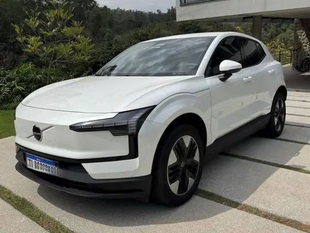 VOLVO EX30 69 KW ELÉTRICO CORE em São Paulo, SP