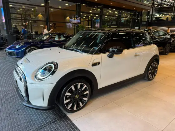 MINI COOPER SE EXCLUSIVE 2P ELÉTRICO em São Paulo, SP