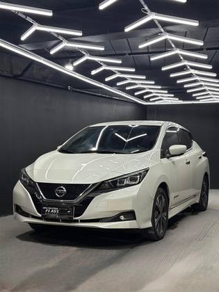 NISSAN LEAF B12P 40 ELÉTRICO em Rio de Janeiro, RJ
