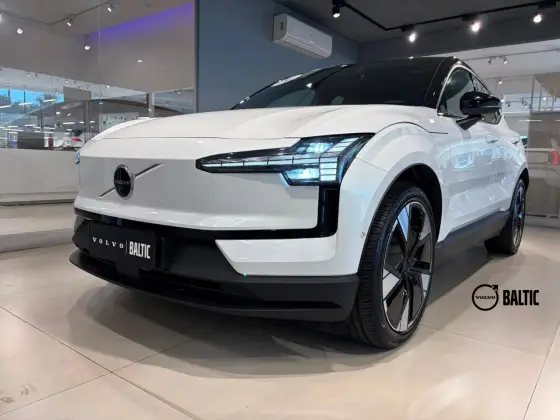 VOLVO EX30 69 KW ELÉTRICO ULTRA em Santos, SP