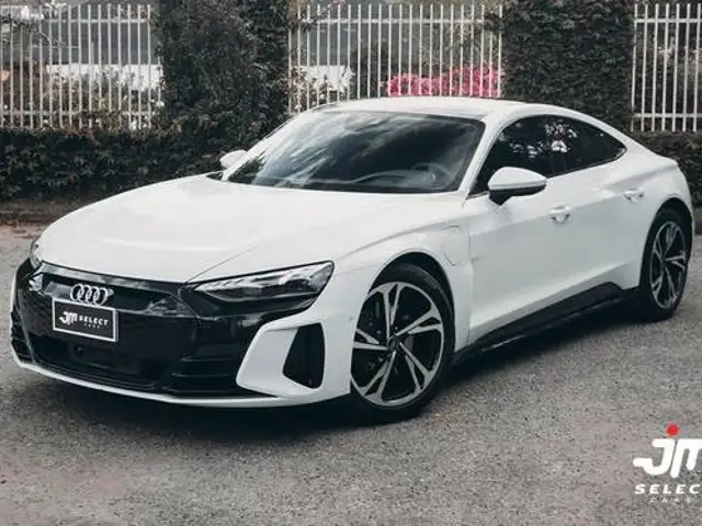 AUDI E-TRON GT ELÉTRICO SPORTBACK QUATTRO em Curitiba, PR