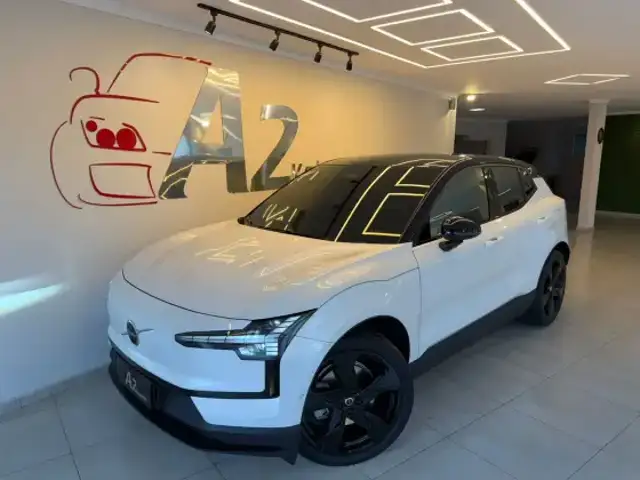 VOLVO EX30 69 KW ELÉTRICO ULTRA em Itajaí, SC