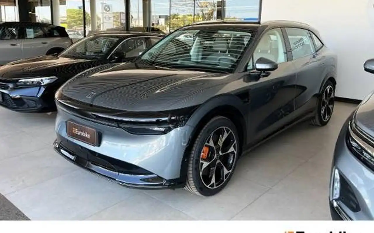 ZEEKR 7X 100 KW ELÉTRICO FLAGSHIP AWD — foto 1 de 15