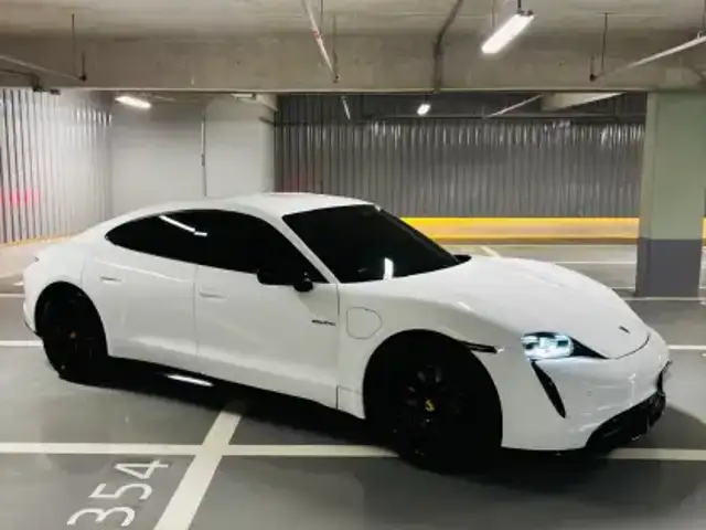 PORSCHE TAYCAN ELÉTRICO em São Paulo, SP