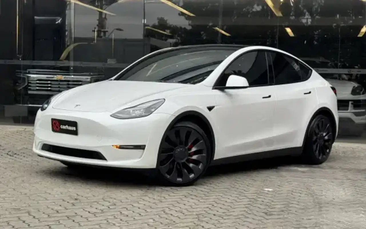 TESLA MODEL Y P100D PERFORMANCE AWD ELÉTRICO — foto 1 de 19