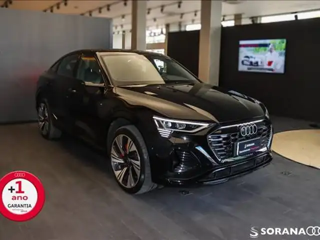 AUDI Q8 E-TRON 55 ELÉTRICO SPORTBACK PERFORMANCE BLACK QUATTRO em São Paulo, SP