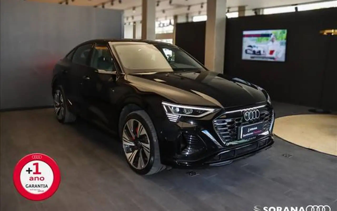 AUDI Q8 E-TRON 55 ELÉTRICO SPORTBACK PERFORMANCE BLACK QUATTRO — foto 1 de 16