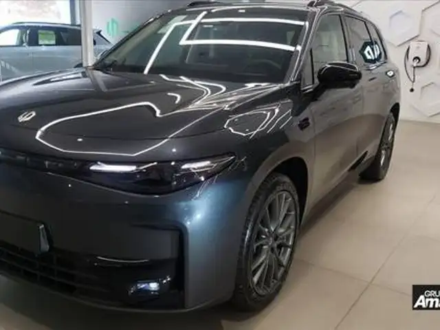 LEAPMOTOR C10 69,9 KW BEV em São Paulo, SP