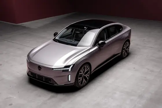 VOLVO ES90 106 KW ELÉTRICO ULTRA AWD em Goiânia, GO