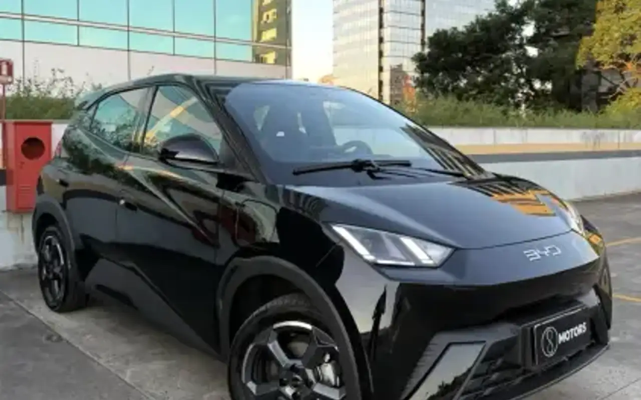 BYD DOLPHIN MINI 38 KW ELÉTRICO 5L — foto 1 de 10