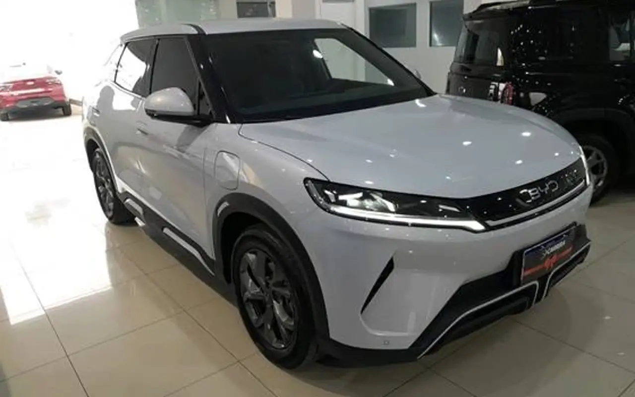 BYD YUAN PRO 45,1 KW ELÉTRICO — foto 1 de 12