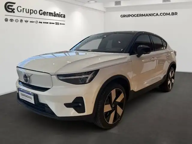 VOLVO EC40 P8 RECHARGE TWIN ELECTRIC ULTRA AWD em Londrina, PR