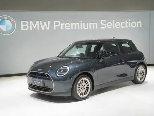 MINI COOPER 49,2 KW ELÉTRICO 2P SE em Belo Horizonte, MG