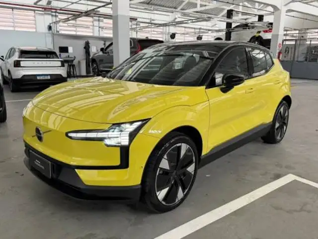 VOLVO EX30 69 KW ELÉTRICO ULTRA em São Paulo, SP