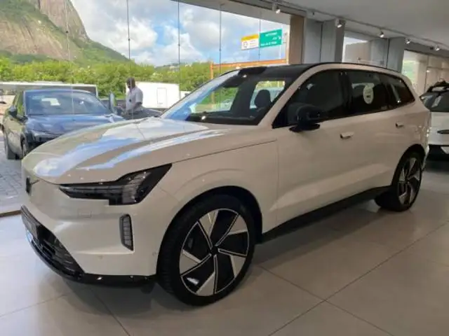 VOLVO EX90 P8 RECHARGE TWIN ELECTRIC PERFORMANCE ULTRA AWD em Rio de Janeiro, RJ