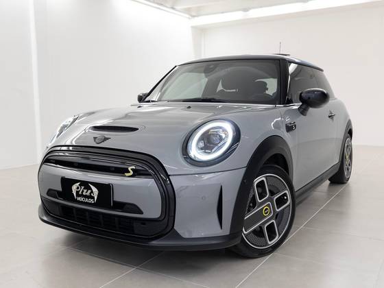 MINI COOPER SE SPORT 2P ELÉTRICO em Porto Alegre, RS