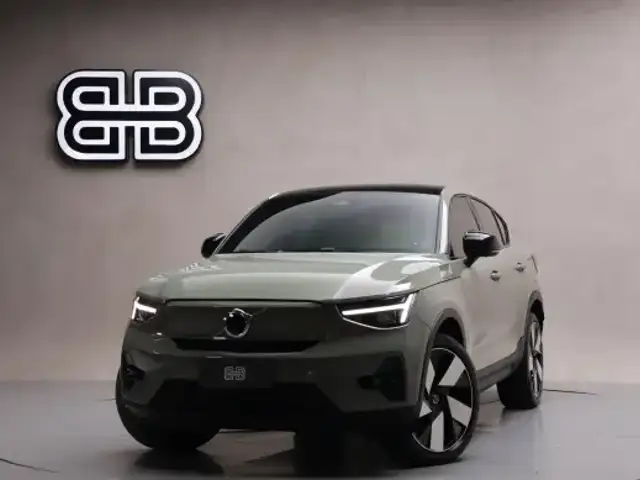 VOLVO C40 P8 RECHARGE TWIN ELECTRIC ULTIMATE AWD em São Paulo, SP