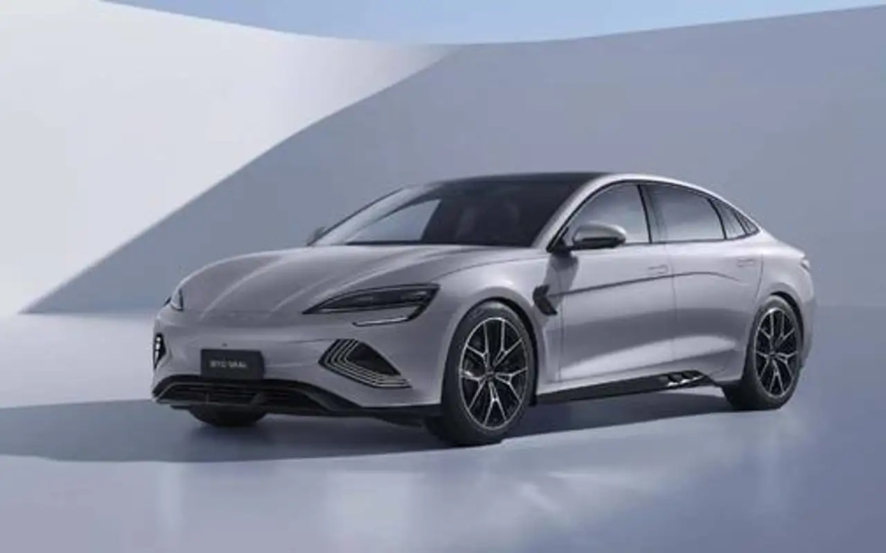 BYD SEAL 82,5 KW ELÉTRICO AWD — foto 1 de 10