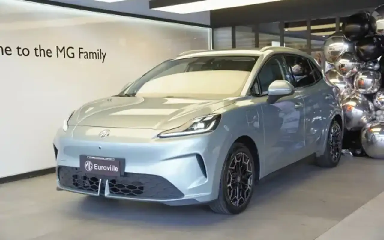 MG 4 URBAN 54 KW ELÉTRICO LUXURY — foto 1 de 17