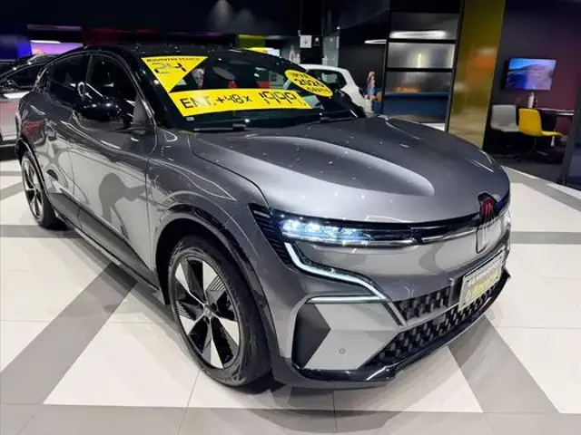 RENAULT MEGANE 60 KW ELÉTRICO E-TECH EV60 em São José dos Campos, SP
