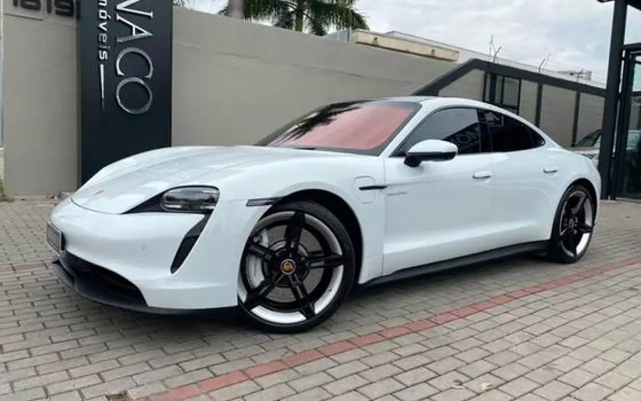 PORSCHE TAYCAN 4S ELÉTRICO — foto 1 de 18