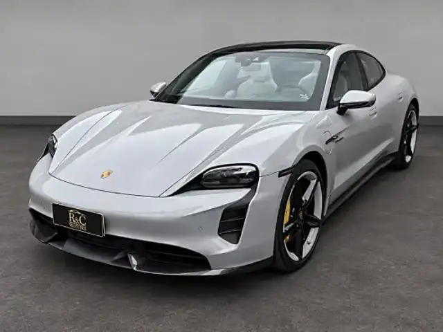 PORSCHE TAYCAN TURBO S ELÉTRICO em Barueri, SP