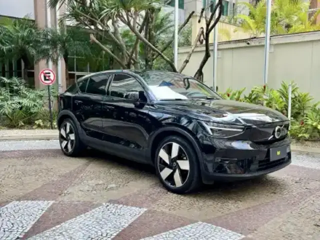 VOLVO C40 P8 RECHARGE TWIN ELECTRIC ULTIMATE AWD em São Paulo, SP