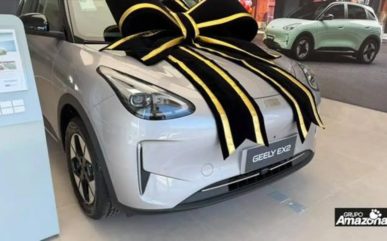 GEELY EX2 39,4 KW ELÉTRICO MAX — foto 1 de 15