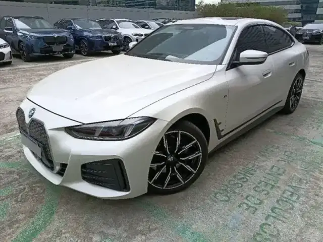 BMW I4 ELÉTRICO eDRIVE40 M SPORT em Maringá, PR