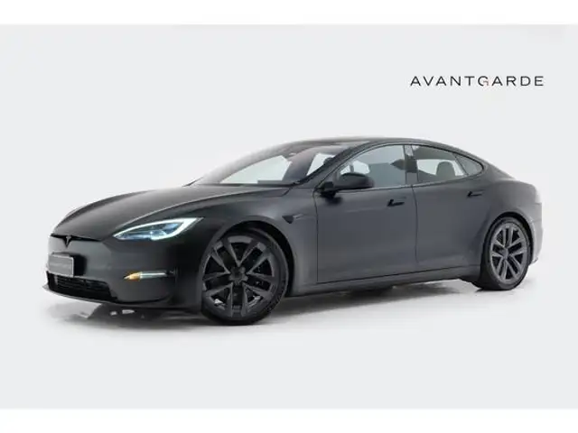 TESLA MODEL S ELÉTRICO PLAID em Belo Horizonte, MG