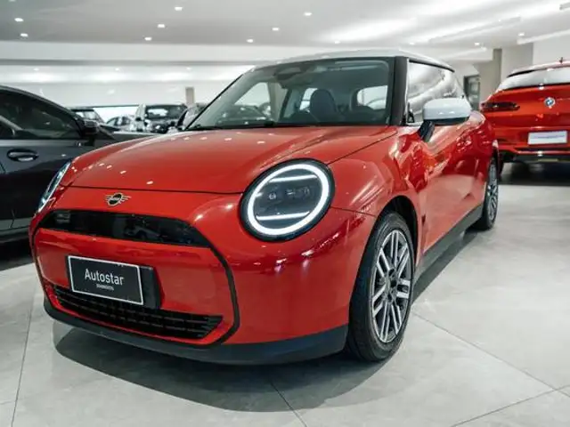 MINI COOPER 40,7 KW ELÉTRICO 2P E em São Paulo, SP