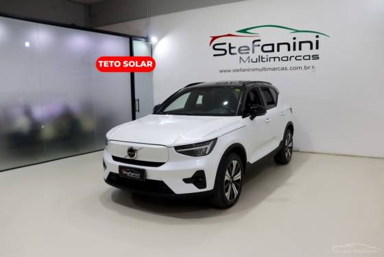VOLVO XC40 P6 RECHARGE ELECTRIC PLUS em Piracicaba, SP