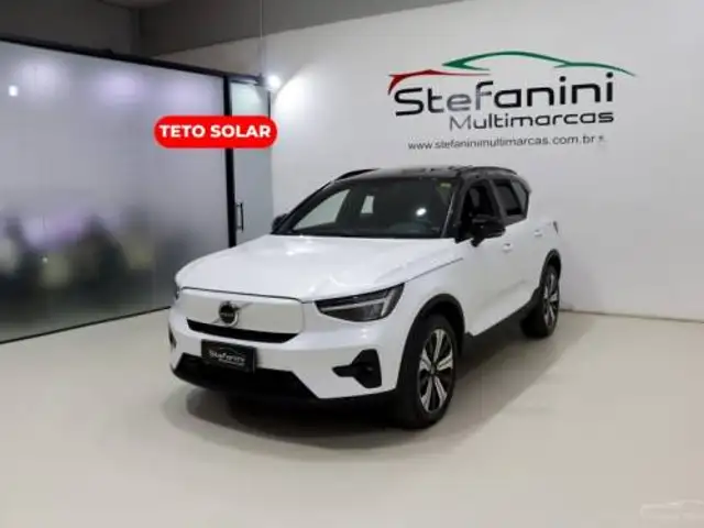 VOLVO XC40 P6 RECHARGE ELECTRIC PLUS em Piracicaba, SP