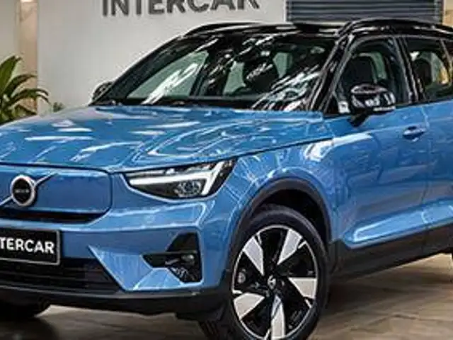 VOLVO XC40 P6 RECHARGE ELECTRIC PLUS em São Paulo, SP