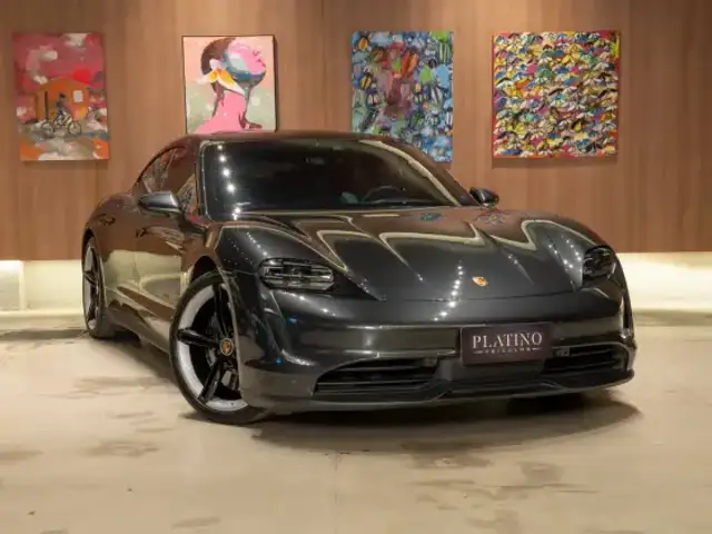 PORSCHE TAYCAN 4S ELÉTRICO em Goiânia, GO