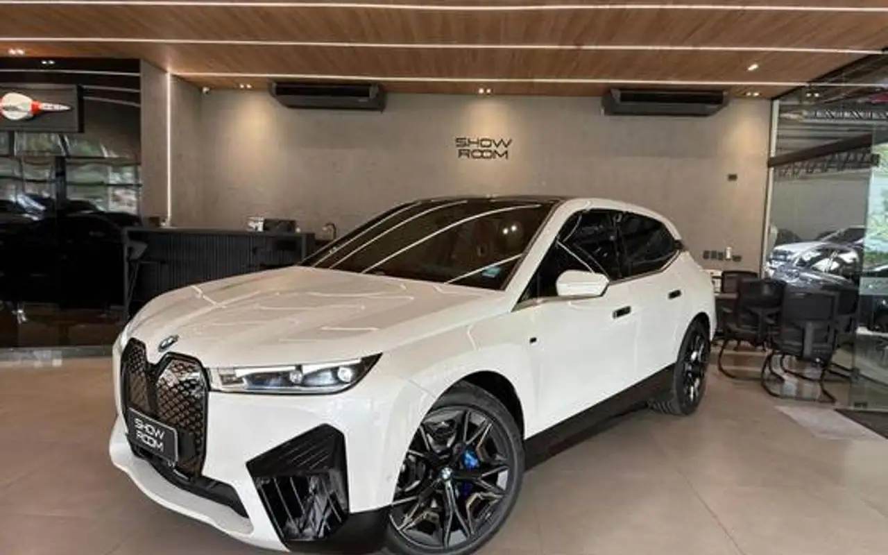 BMW iX ELÉTRICO M60 — foto 1 de 20