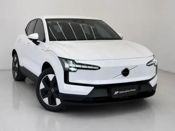 VOLVO EX30 69 KW ELÉTRICO CORE em Cuiabá, MT