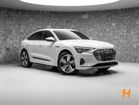 AUDI E-TRON ELÉTRICO SPORTBACK PERFORMANCE QUATTRO em Curitiba, PR