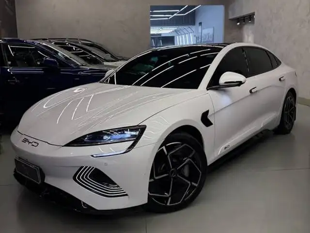 BYD SEAL 82,5 KW ELÉTRICO AWD em Teresópolis, RJ