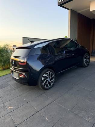 BMW i3 ELÉTRICO eDRIVE BEV AUTOMÁTICO em Brasília, DF