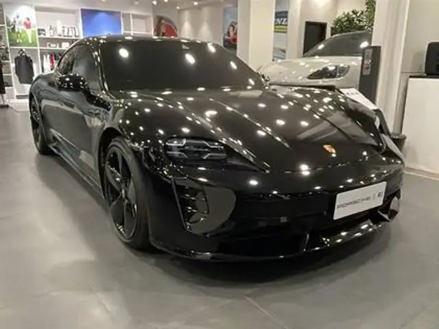 PORSCHE TAYCAN TURBO ELÉTRICO em Rio de Janeiro, RJ