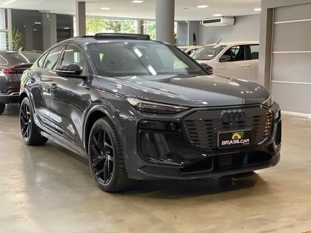 AUDI Q6 E-TRON 100 KW ELÉTRICO SPORTBACK QUATTRO em Blumenau, SC