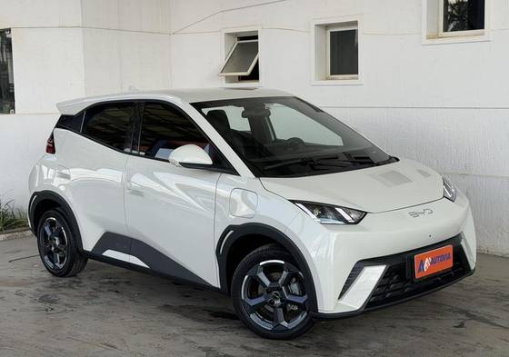 BYD DOLPHIN MINI 38 KW ELÉTRICO 5L em Brasília, DF