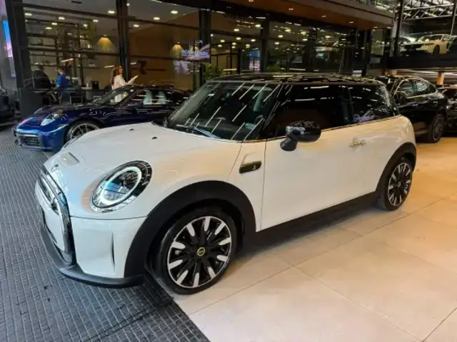 MINI COOPER SE EXCLUSIVE 2P ELÉTRICO em São Paulo, SP
