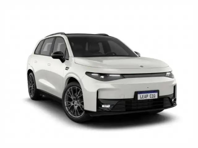 LEAPMOTOR C10 69,9 KW BEV em Blumenau, SC