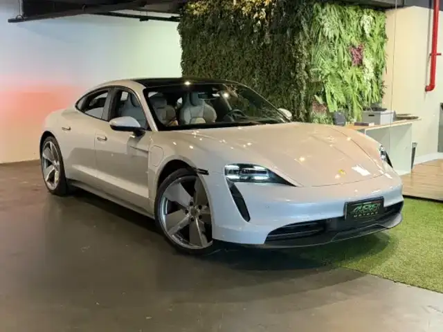 PORSCHE TAYCAN GTS ELÉTRICO em São Paulo, SP