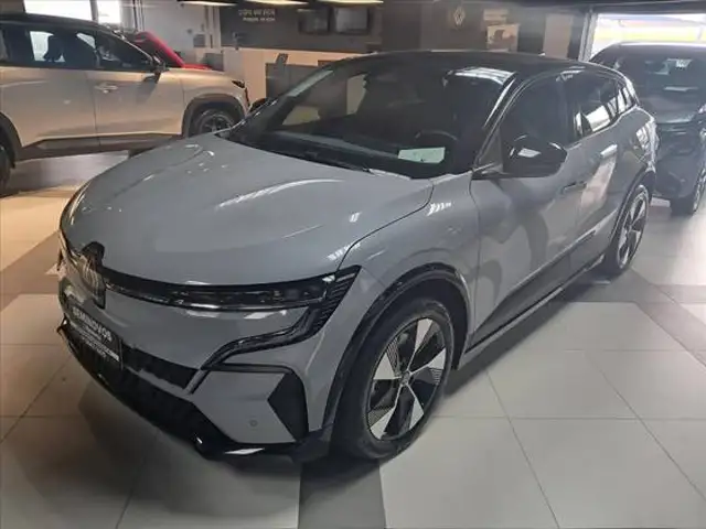 RENAULT MEGANE 60 KW ELÉTRICO E-TECH EV60 em São Paulo, SP
