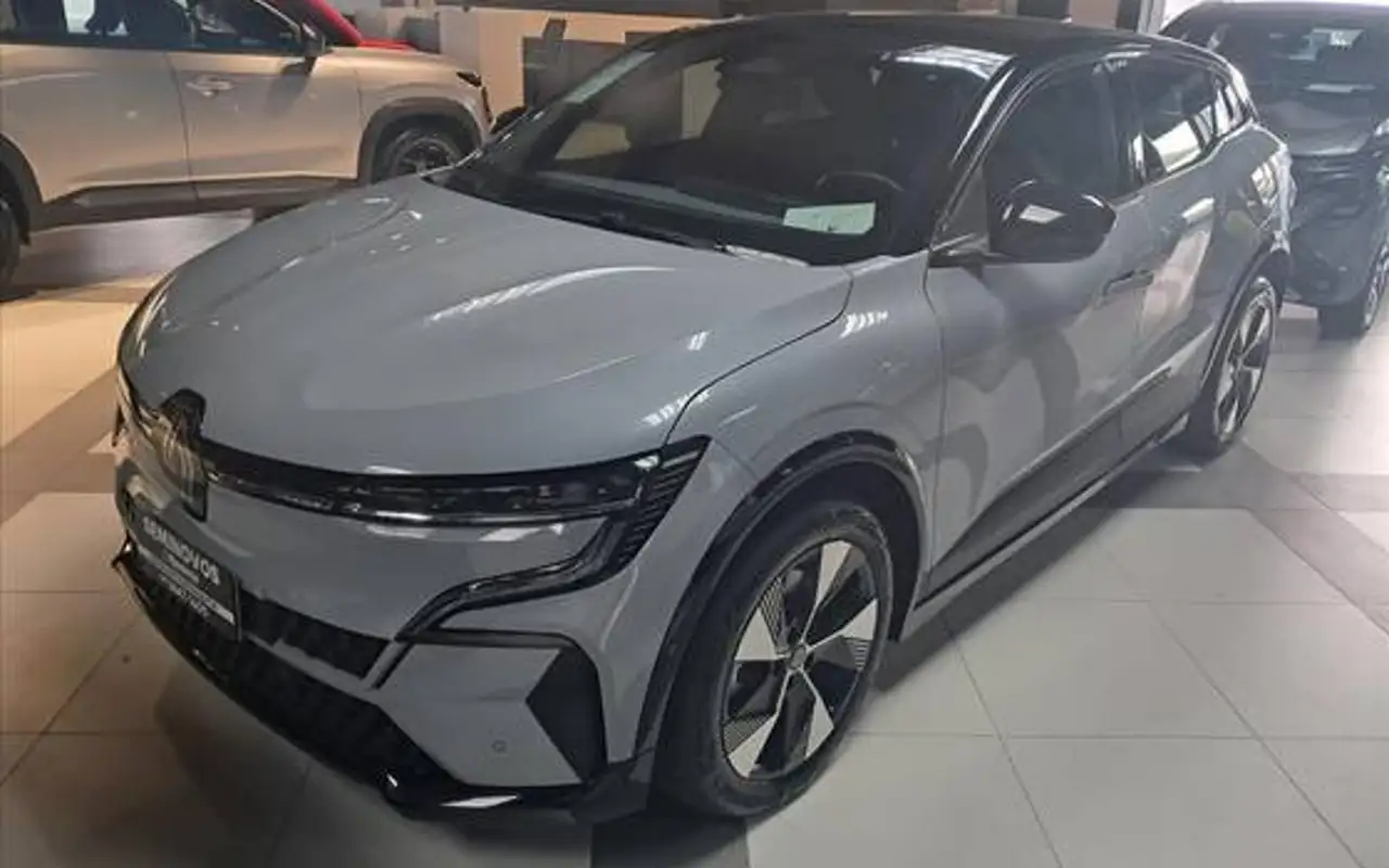 RENAULT MEGANE 60 KW ELÉTRICO E-TECH EV60 — foto 1 de 17